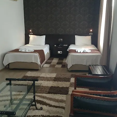 Ξενοδοχείο Residence 3*