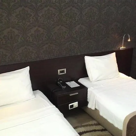 Ξενοδοχείο Residence 3*